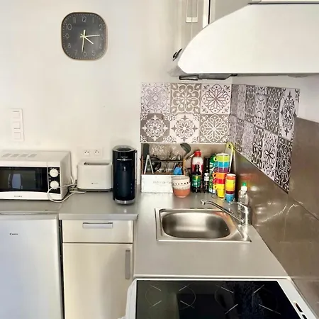 Centre Joli T2 Grandval Апартаменты Аяччо