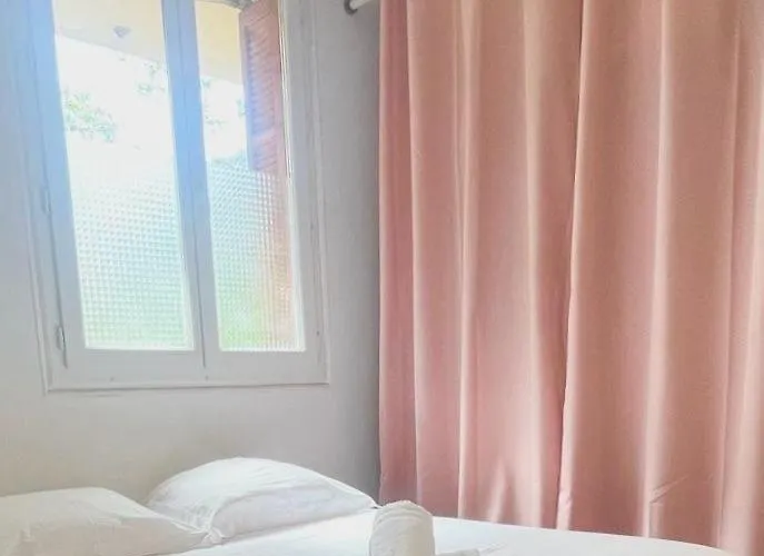 Centre Joli T2 Grandval Apartament Ajaccio (Corsica)